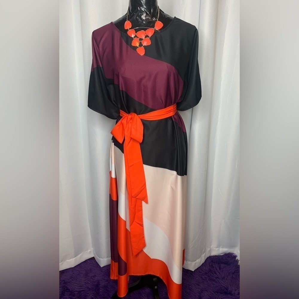SHEIN Plus Size Colorblock Batwing Sleeve Belted Dress